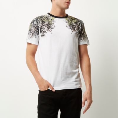 White shoulder print t-shirt